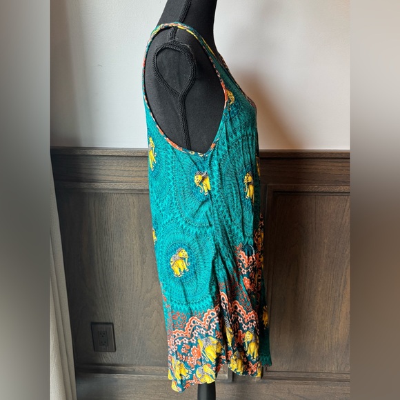Sleeveless Teal and Orangehippe boho elephant Patterned Dress - Picture 6 of 9